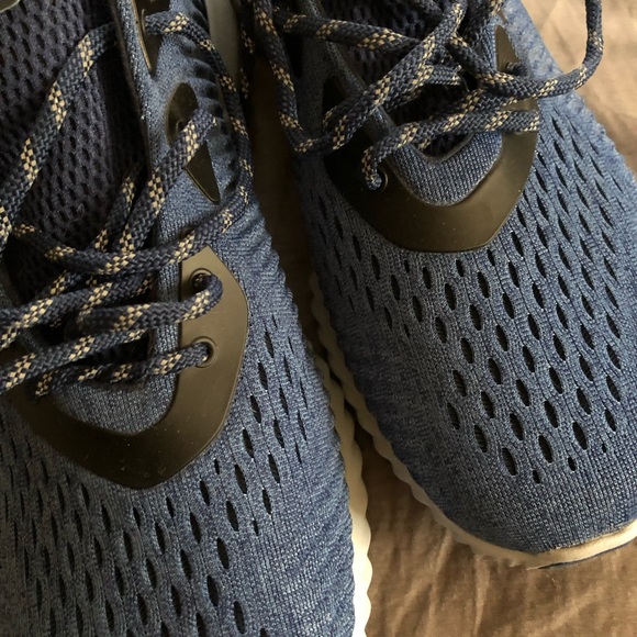 Adidas Alpha Bounce - Picture 2 of 6